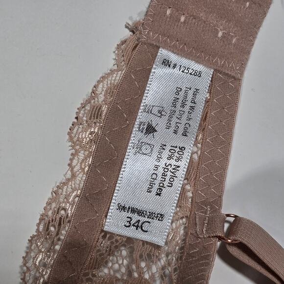 Frederick's of Hollywood  Beatrix Scalloped Lace Push‎ Up Bra 34C NWT - Picture 5 of 7